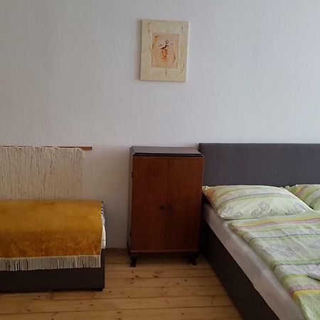 Apartmany Racianska Bratislava Luaran gambar