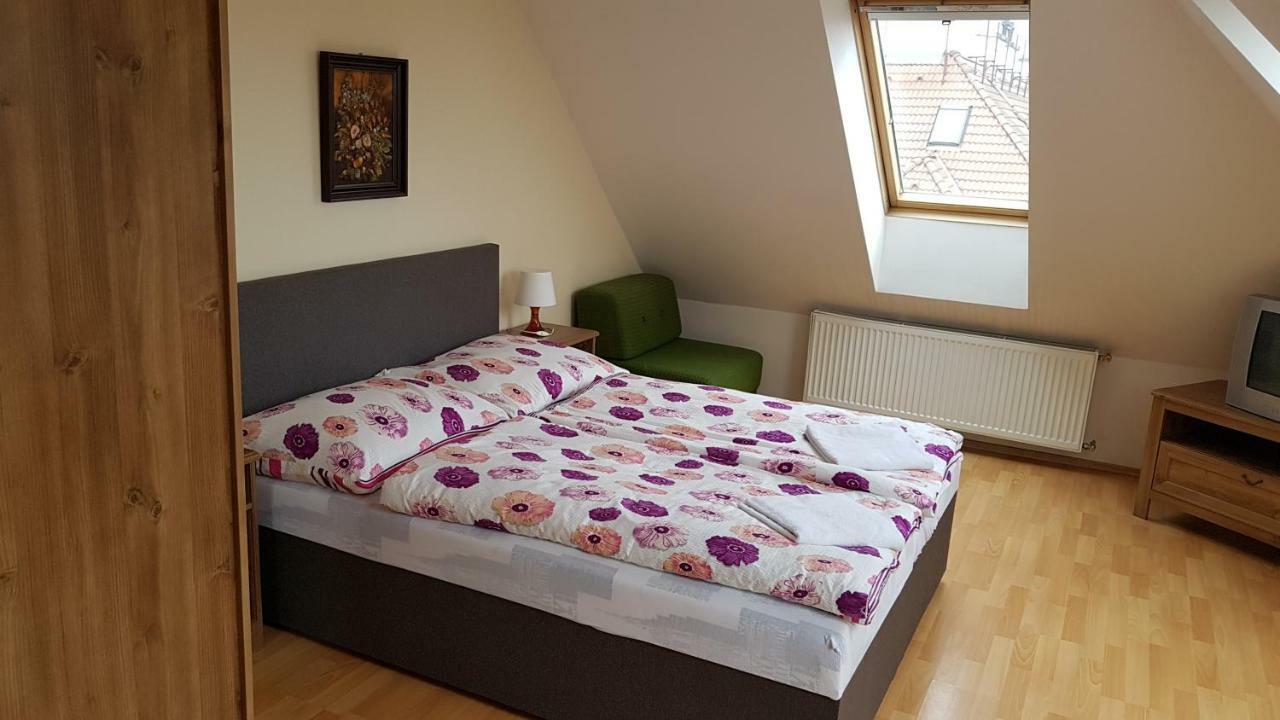 Apartmany Racianska Bratislava Luaran gambar